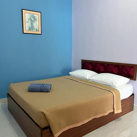 Rayyan'S Roomstay Pantai Kok Exteriér fotografie